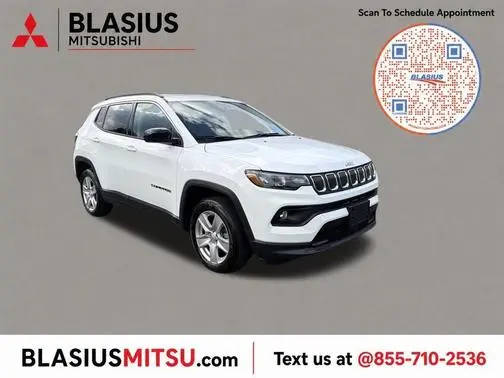 2022 Jeep Compass Latitude 4WD photo