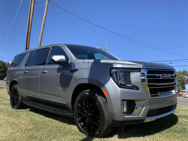 2023 GMC Yukon XL SLT 4WD photo