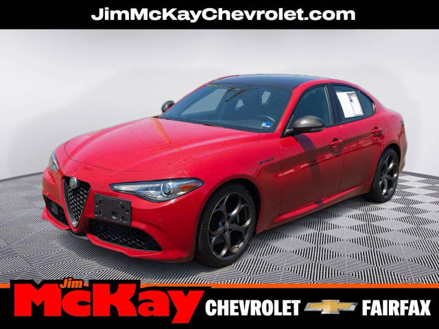 2023 Alfa Romeo Giulia Estrema AWD photo
