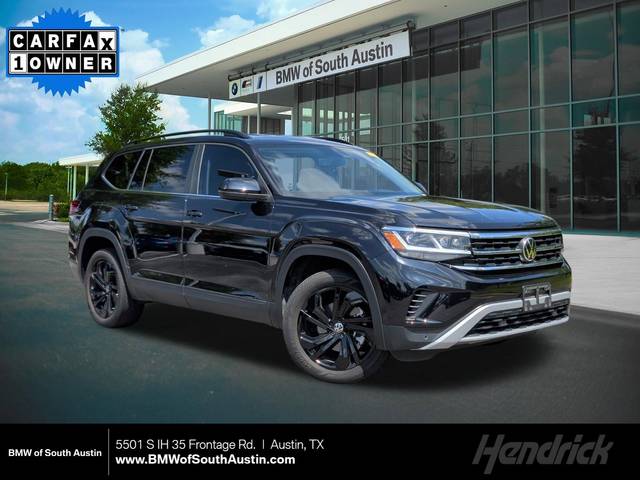 2023 Volkswagen Atlas 3.6L V6 SE w/Technology FWD photo