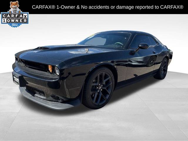 2022 Dodge Challenger R/T RWD photo