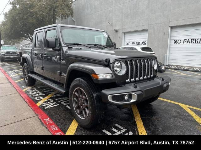 2022 Jeep Gladiator Overland 4WD photo