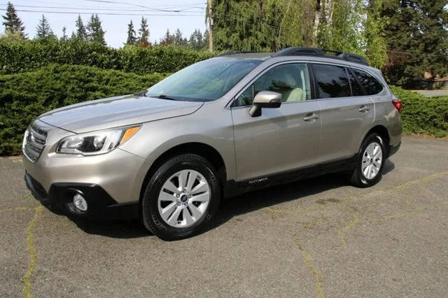 2015 Subaru Outback 2.5i Premium AWD photo
