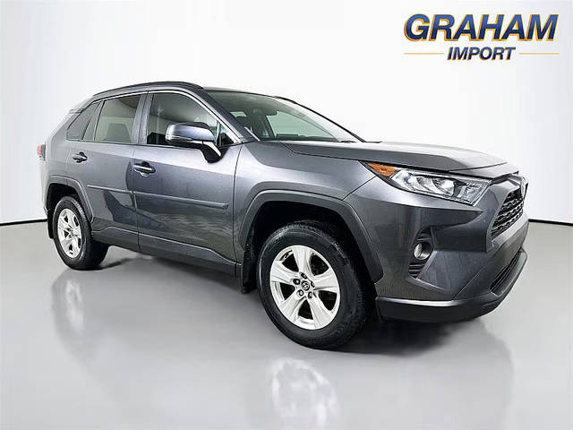 2021 Toyota RAV4 XLE AWD photo