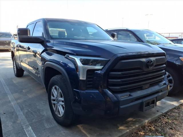 2022 Toyota Tundra SR5 4WD photo