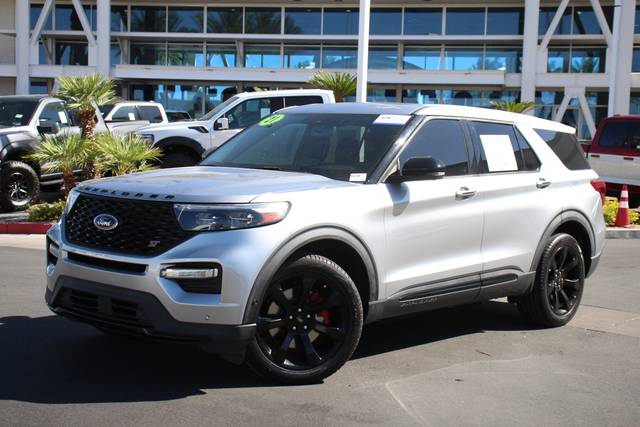 2021 Ford Explorer ST 4WD photo