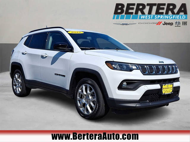2022 Jeep Compass Latitude Lux 4WD photo