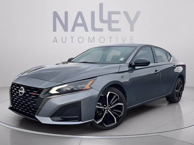 2023 Nissan Altima 2.5 SR AWD photo