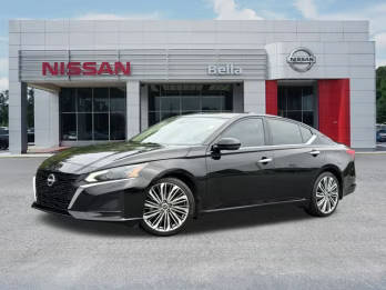 2023 Nissan Altima 2.5 SL FWD photo