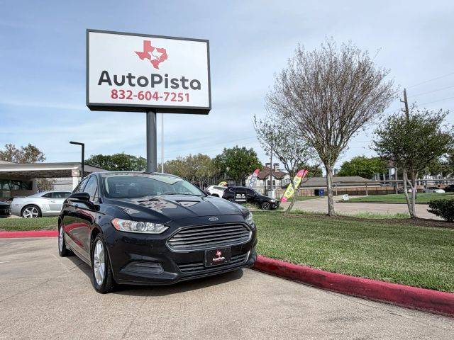 2015 Ford Fusion SE FWD photo