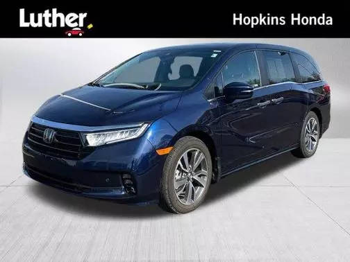 2023 Honda Odyssey Touring FWD photo