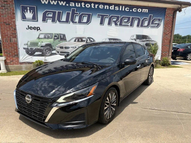 2023 Nissan Altima 2.5 SV FWD photo