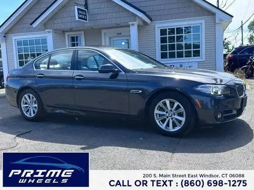 2015 BMW 5 Series 528i RWD photo