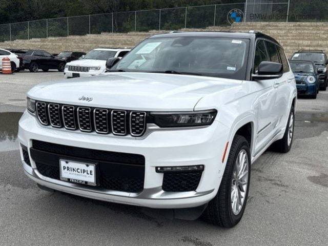 2023 Jeep Grand Cherokee L Summit RWD photo