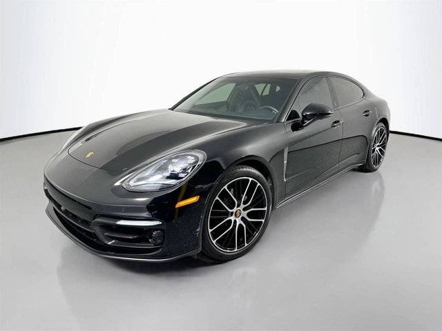 2023 Porsche Panamera  RWD photo
