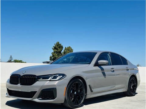 2022 BMW 5 Series 530i RWD photo