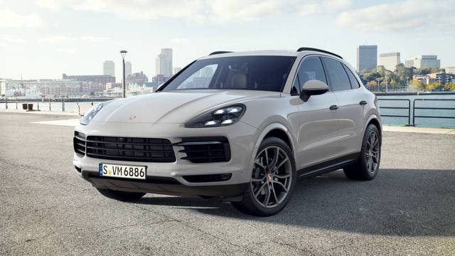 2022 Porsche Cayenne Platinum Edition AWD photo