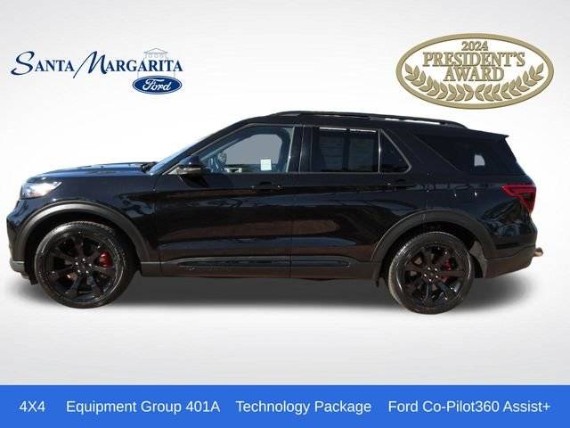 2022 Ford Explorer ST 4WD photo