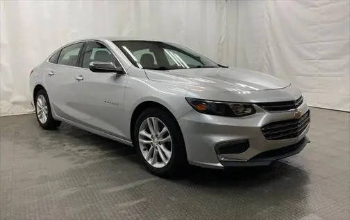 2018 Chevrolet Malibu LT FWD photo