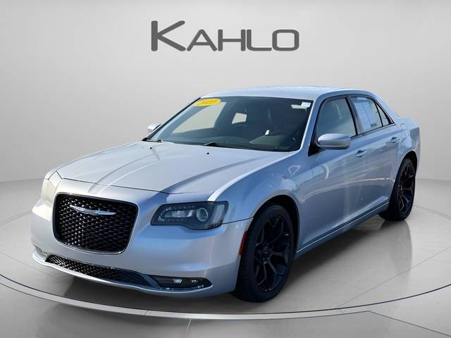 2020 Chrysler 300 300S RWD photo