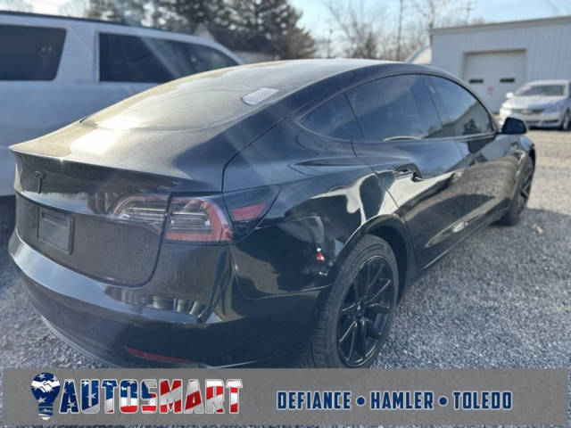 2019 Tesla Model 3 Mid Range RWD photo