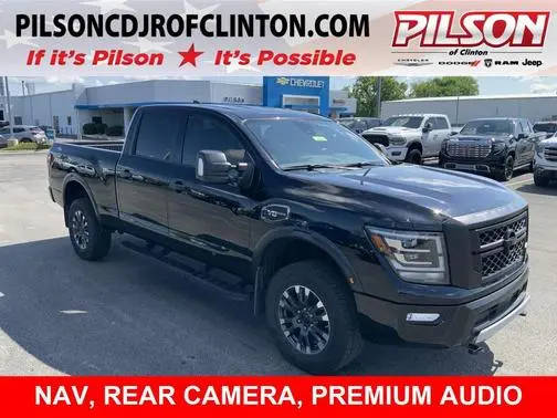 2023 Nissan Titan XD PRO-4X 4WD photo