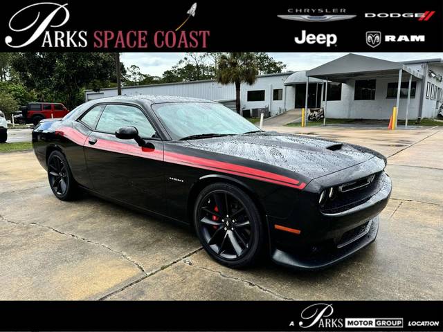 2022 Dodge Challenger R/T RWD photo