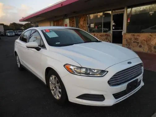 2015 Ford Fusion S FWD photo
