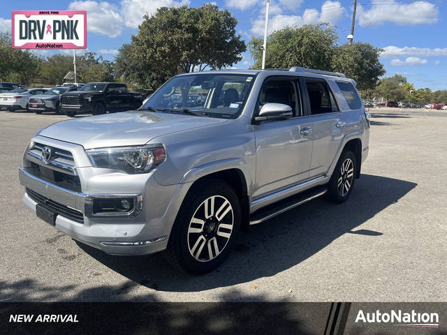 2022 Toyota 4Runner Limited 4WD photo