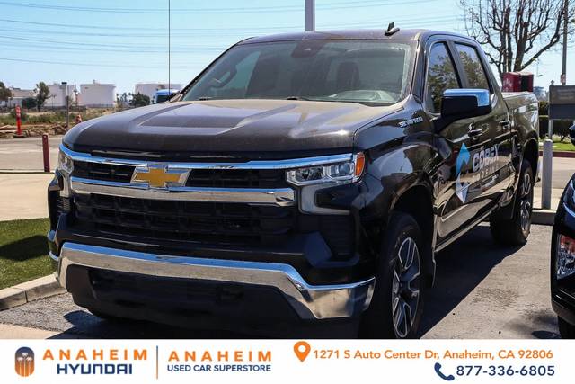 2022 Chevrolet Silverado 1500 LT 4WD photo