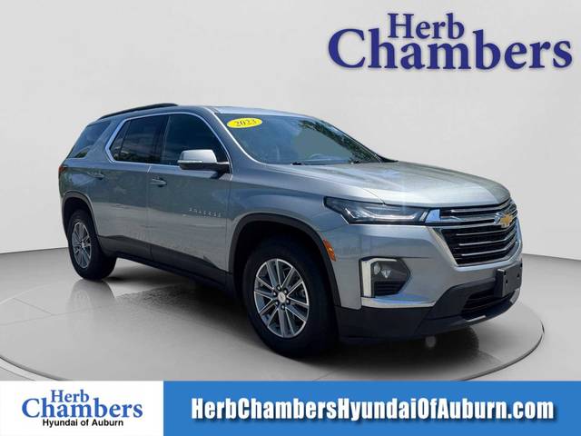 2023 Chevrolet Traverse LT Leather AWD photo