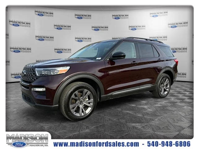 2022 Ford Explorer XLT 4WD photo