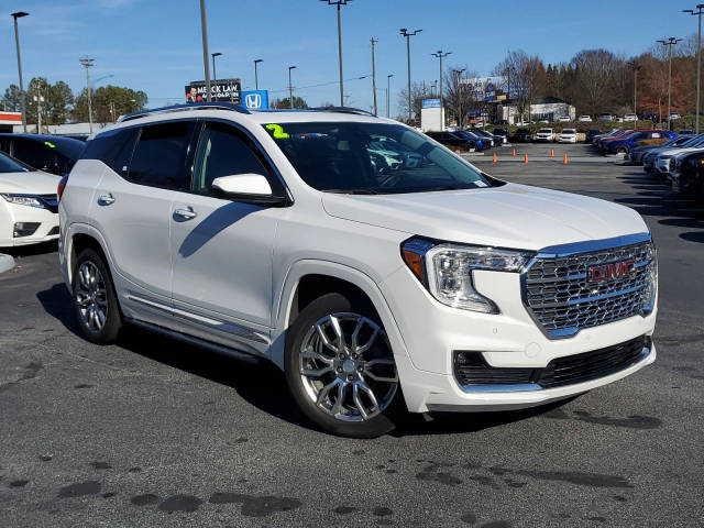 2022 GMC Terrain Denali AWD photo