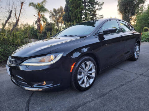 2015 Chrysler 200 S FWD photo