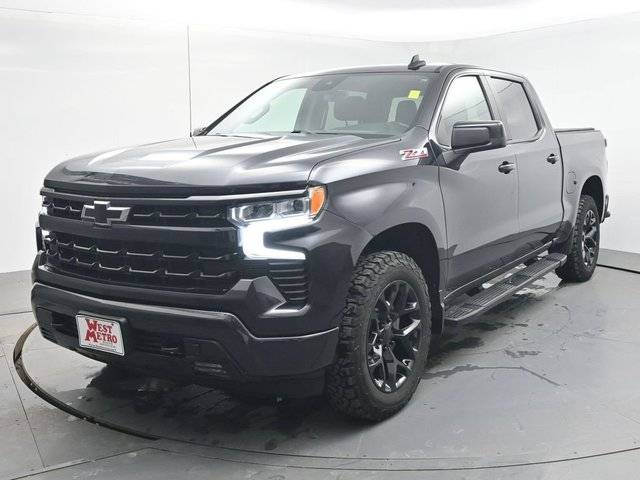 2022 Chevrolet Silverado 1500 RST 4WD photo