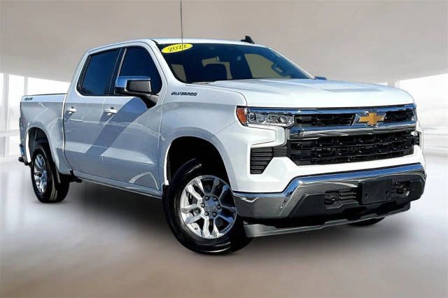 2022 Chevrolet Silverado 1500 LT 4WD photo