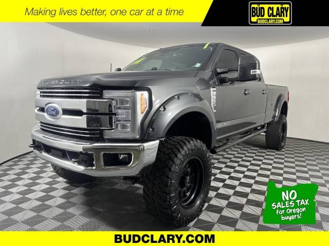 2018 Ford  LARIAT 4WD photo