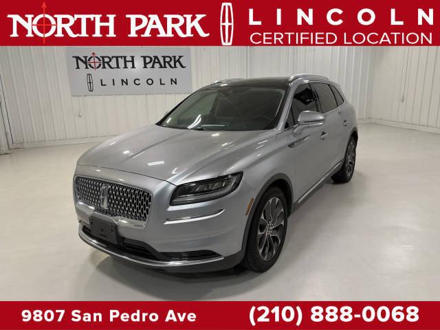 2022 Lincoln Nautilus Reserve FWD photo