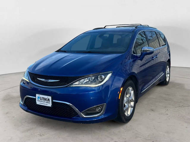 2020 Chrysler Pacifica Minivan Limited FWD photo