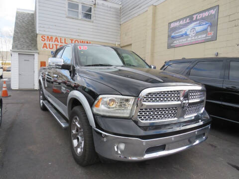 2015 Ram 1500 Laramie 4WD photo