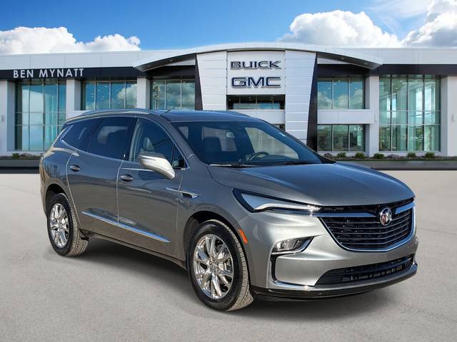 2023 Buick Enclave Essence AWD photo