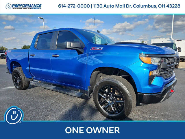 2022 Chevrolet Silverado 1500 Custom Trail Boss 4WD photo