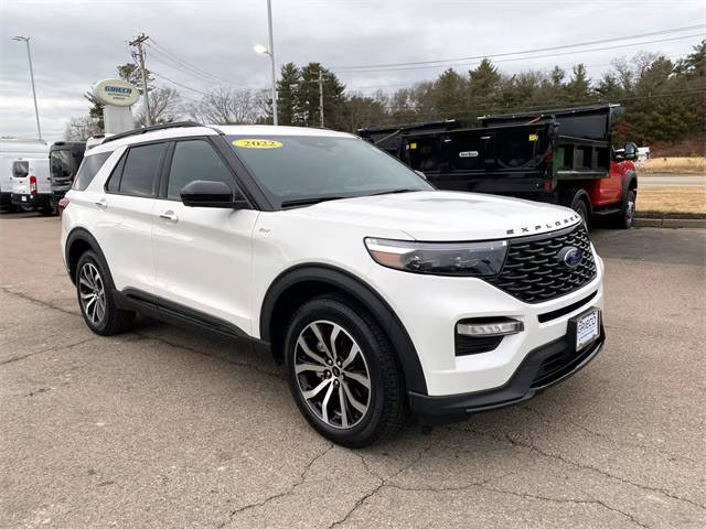 2022 Ford Explorer ST-Line 4WD photo