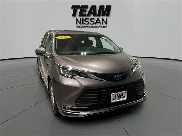 2022 Toyota Sienna XLE AWD photo