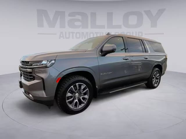 2022 Chevrolet Suburban LT 4WD photo
