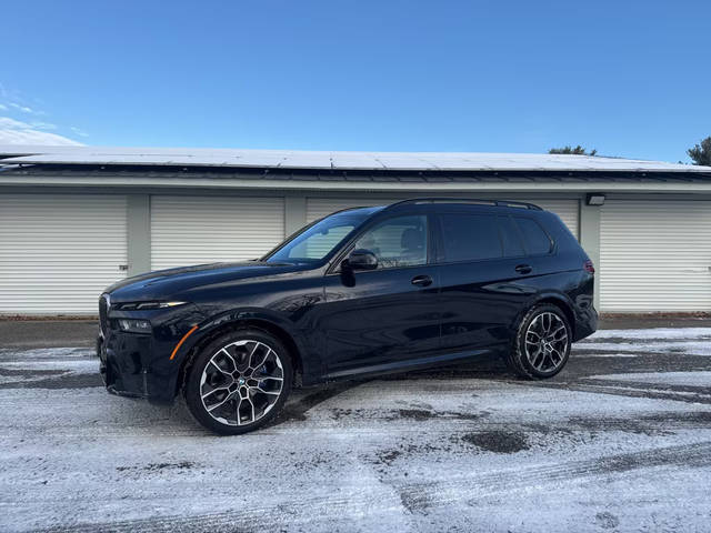 2023 BMW X7 xDrive40i AWD photo