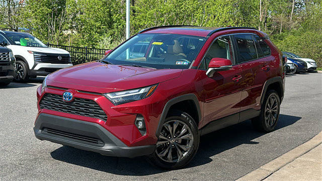 2022 Toyota RAV4 Hybrid XLE Premium AWD photo