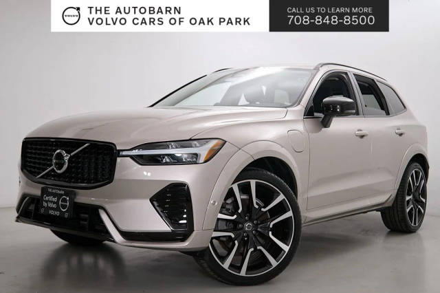 2023 Volvo XC60 Recharge Ultimate Dark Theme AWD photo