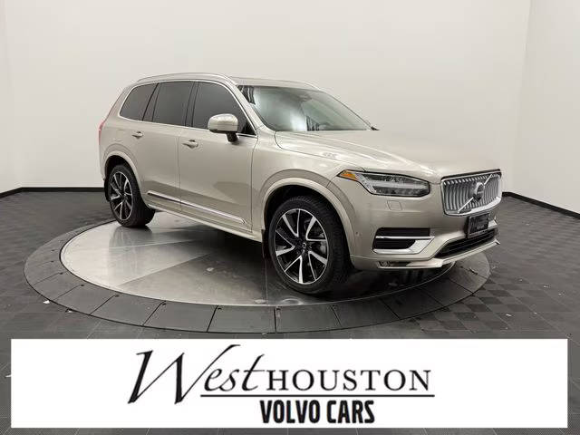 2023 Volvo XC90 Plus AWD photo
