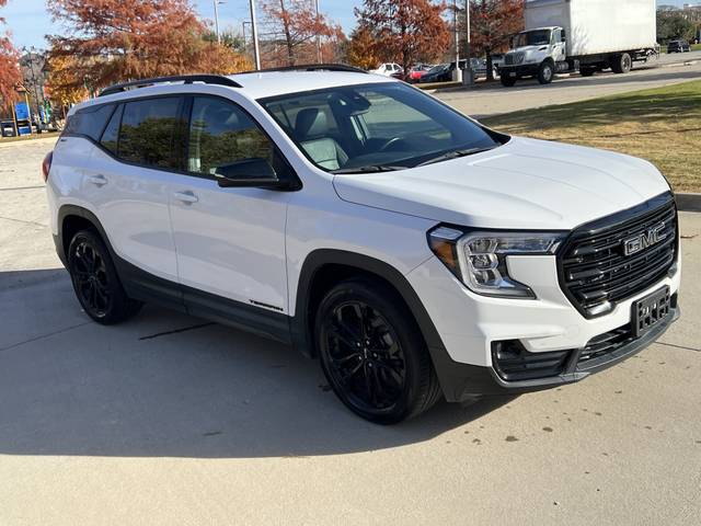 2022 GMC Terrain SLT FWD photo